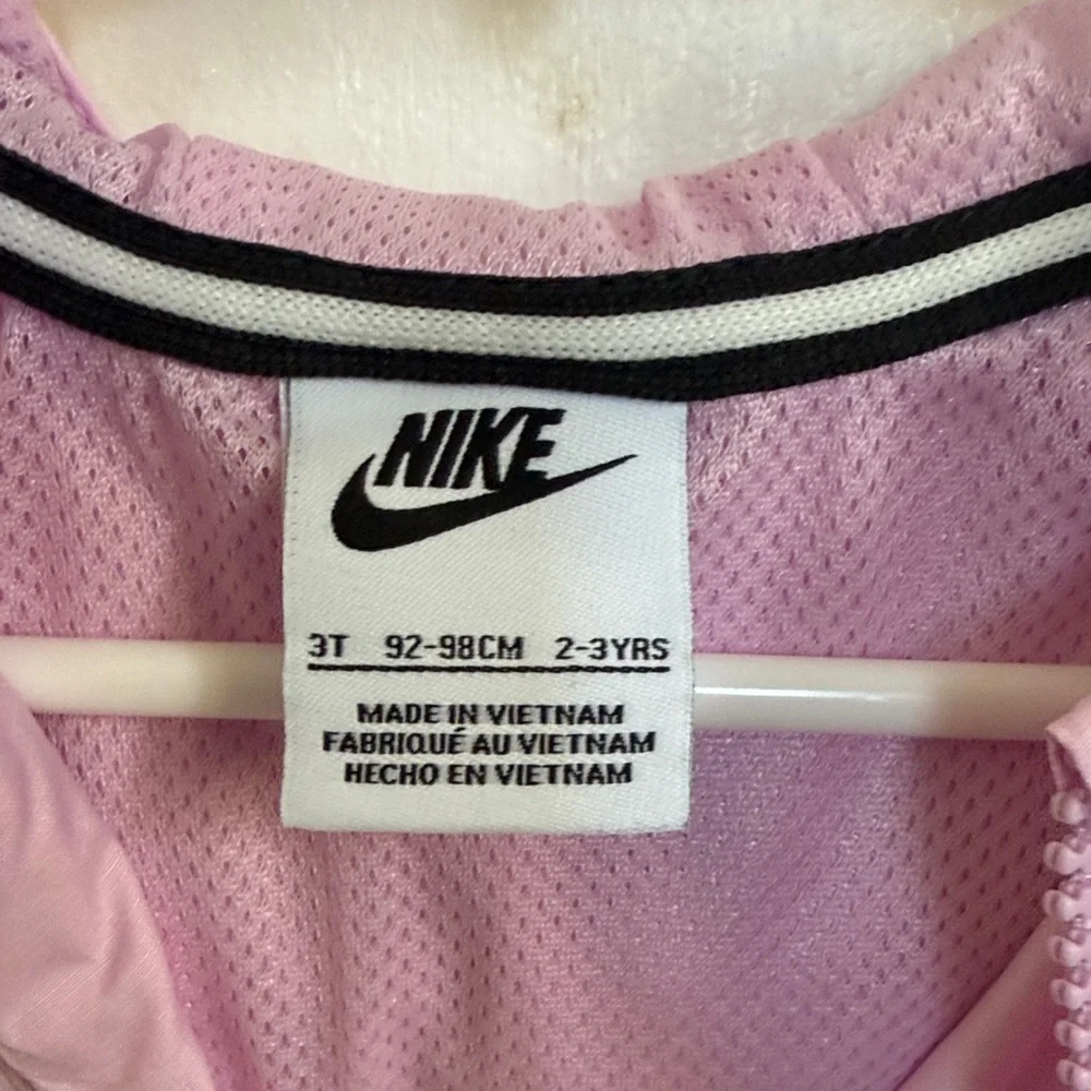 Nike Kids Pink Raincoat - Picture 2 of 6